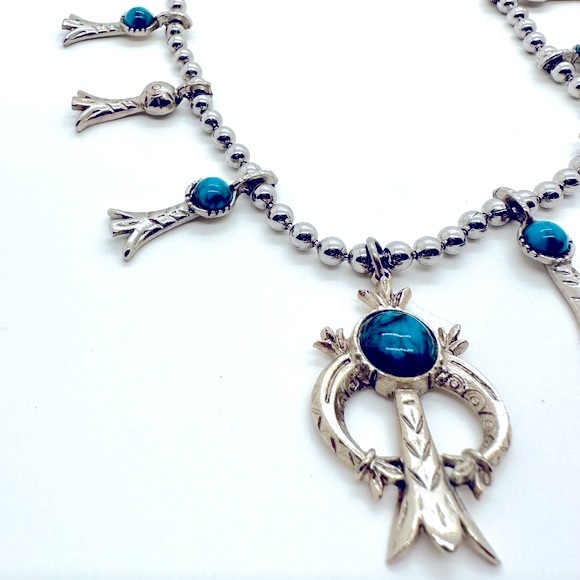 Vintage ARTHUR PEPPER Squash Blossom Necklace - Picture 8 of 16